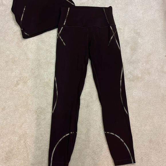 Lululemon Align High-Waisted Leggings with matching align tank.25” inseam. - Picture 3 of 5
